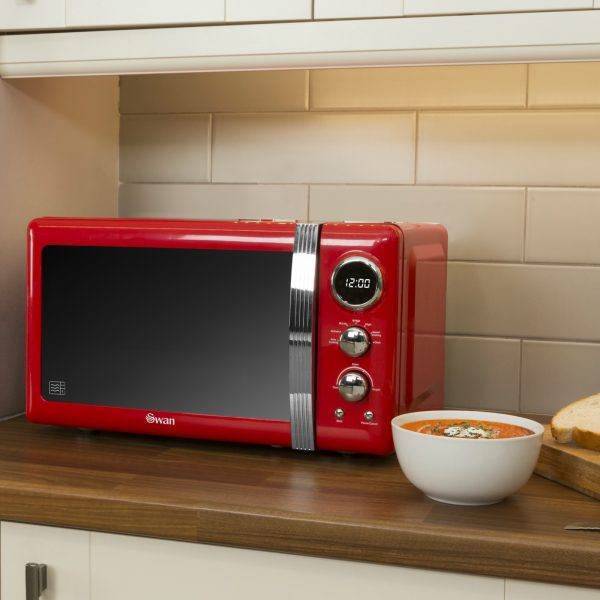 Swan SM22030RN Retro Digital Microwave 20L – Red