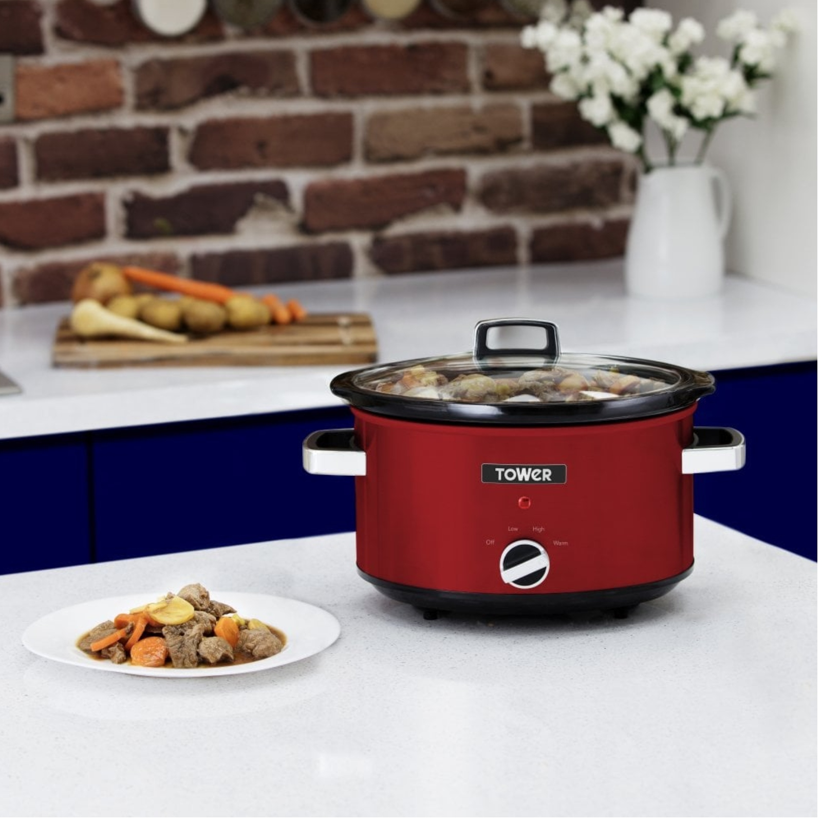 Tower T16018R Slow Cooker 3.5L - Red - Kettle and Toaster Man
