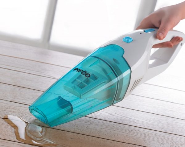 Pifco P28008 Rechargeable Wet And Dry Handheld Vacuum Blue