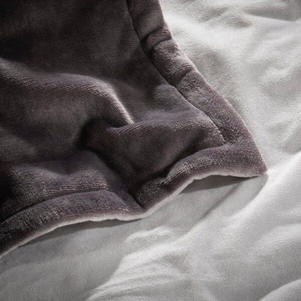 Daewoo HEA1931 Dreamz Heated Throw Blanket Grey - Image 3