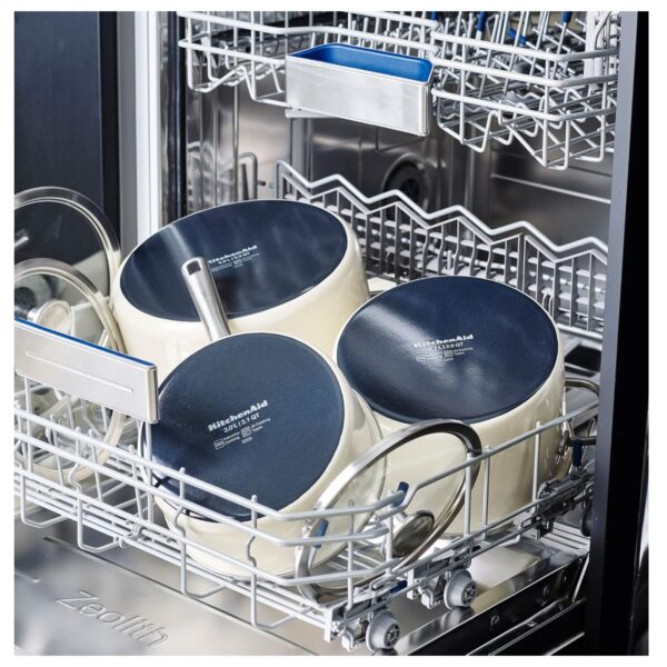 Kitchen Aid CC003289-001 20cm 2.4L Saucepan With Lid Cream - Image 4