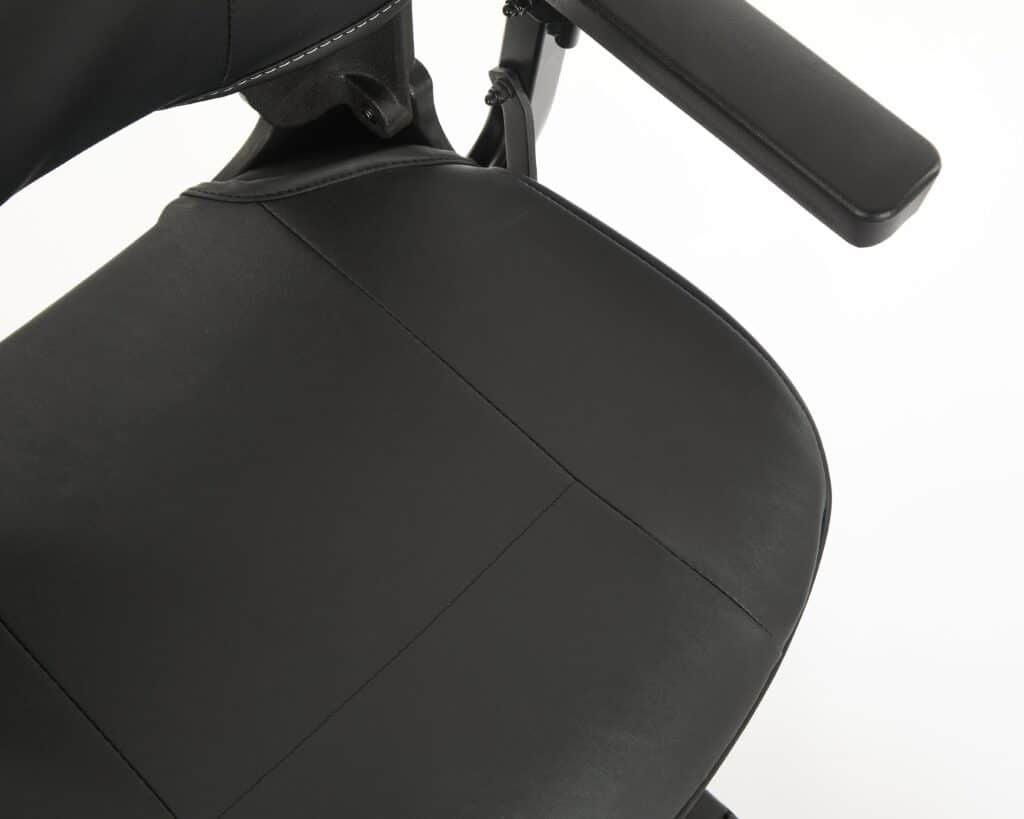 Motion Healthcare eDrive ? Silver | Stylish Folding Mobility Scooter 9 Mile Range Motion Healthcare eDrive ? Silver | Stylish Folding Mobility Scooter 9 Mile Range - Image 6